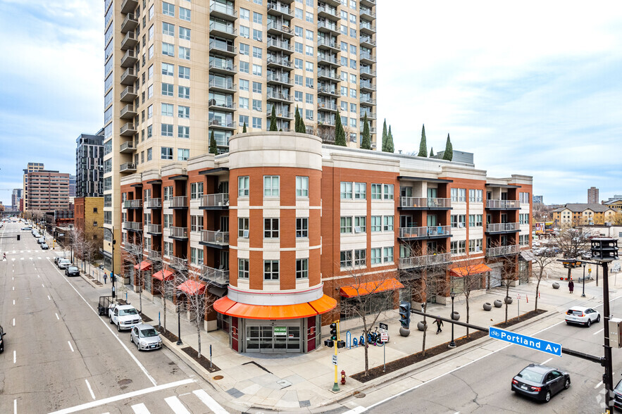 929 Portland Ave S, Minneapolis, MN à louer - Photo de l’immeuble – Image 1 sur 1