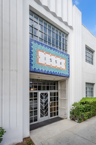 1556 17th St, Santa Monica, CA à vendre - Photo principale – Image 2 sur 10