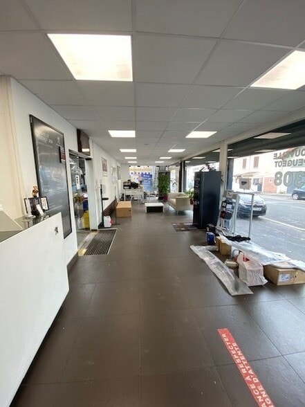 Local commercial dans Montreuil à vendre - Photo de l’immeuble – Image 2 sur 8