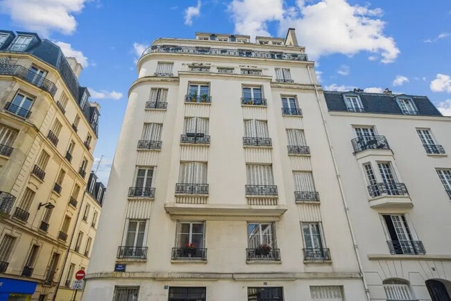 Plus de détails pour 18 Bis Rue Violet, Paris - Bureau à louer