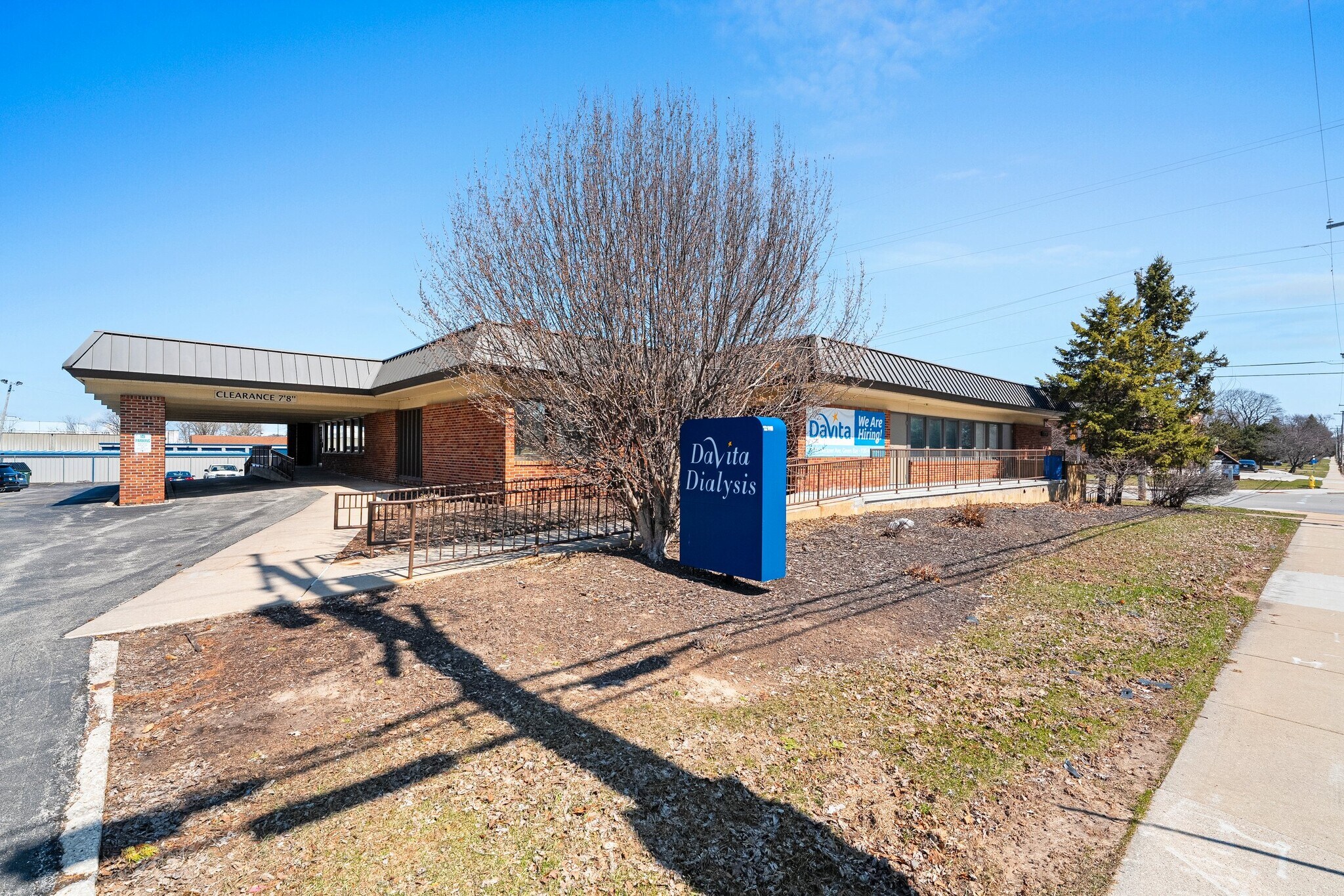 1751 Deckner Ave, Green Bay, WI à vendre Photo principale– Image 1 sur 56