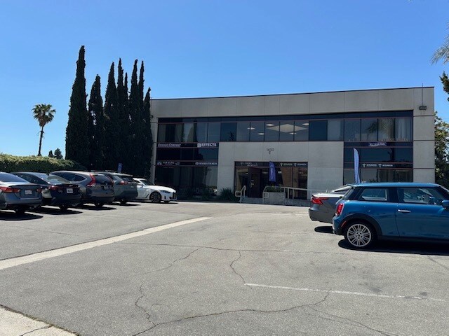 1450 W 6th St, Corona, CA à louer - Photo de l’immeuble – Image 3 sur 9