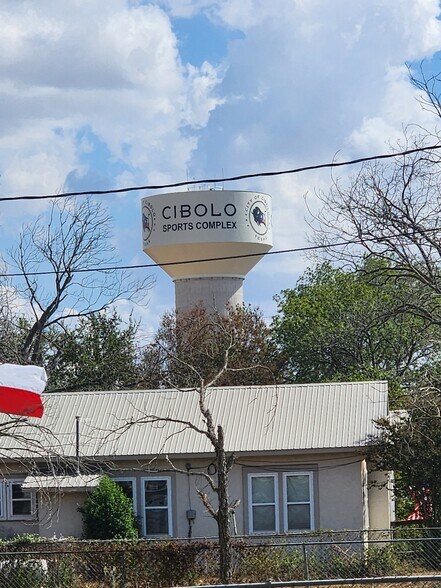 3 Commercial Assets portefeuille de 3 biens à vendre sur LoopNet.fr - Photo de l’immeuble – Image 1 sur 6