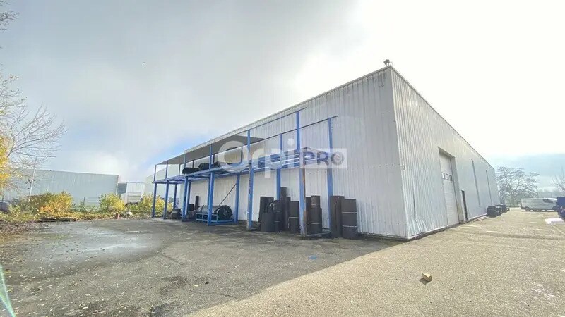 Local d'activités dans Sausheim à vendre - Photo de l’immeuble – Image 2 sur 9