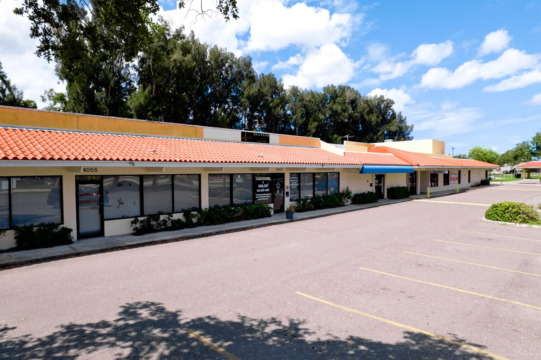 3915-4105 Cortez Rd, Bradenton, FL à louer Photo principale– Image 1 sur 22