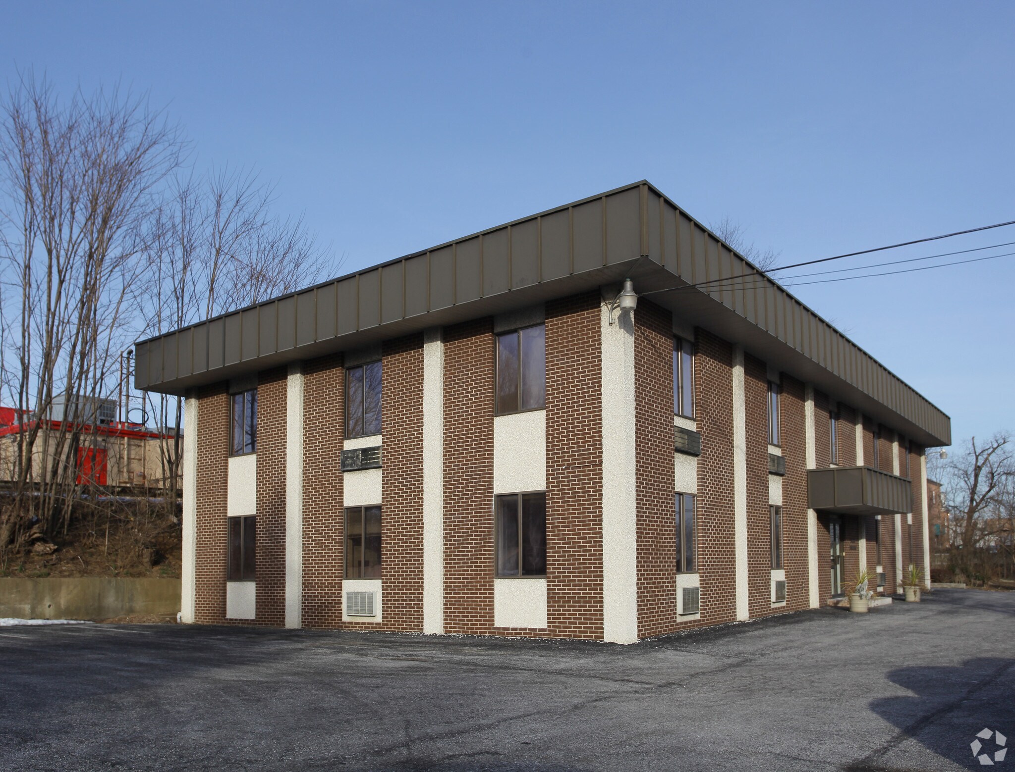 20 S 36th St, Camp Hill, PA à louer Photo principale– Image 1 sur 3