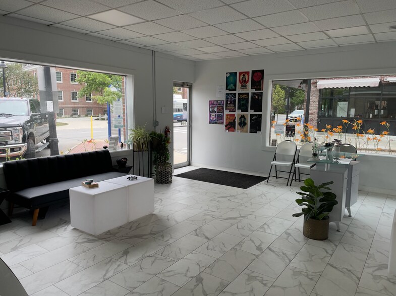 54 Main St, Durham, NH à louer - Photo de l’immeuble – Image 3 sur 7