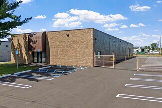 Plus de détails pour 12283 Levan Rd, Livonia, MI - Industriel/Logistique à louer
