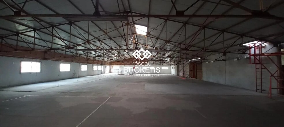 Industriel/Logistique dans Boé à louer - Photo intérieure – Image 3 sur 12