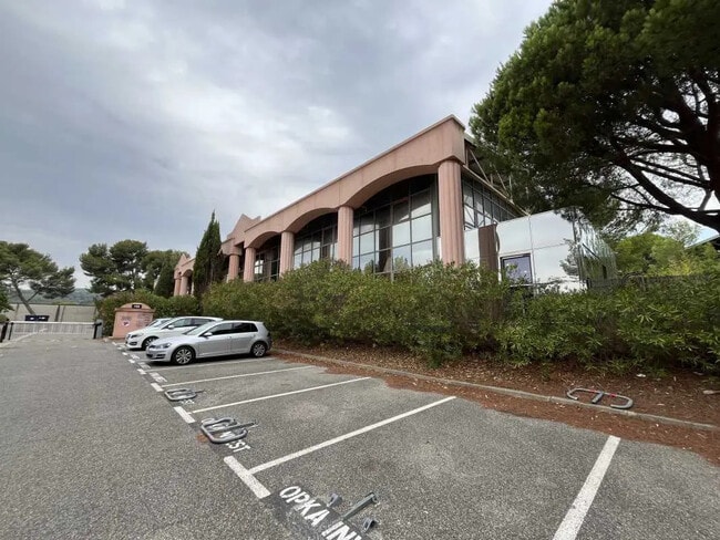 Plus de détails pour 155 Voie Ariane, La Ciotat - Bureau à louer