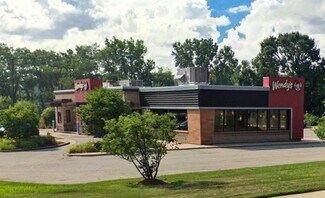 Plus de détails pour 4694 West River Dr NE, Comstock Park, MI - Local commercial à vendre