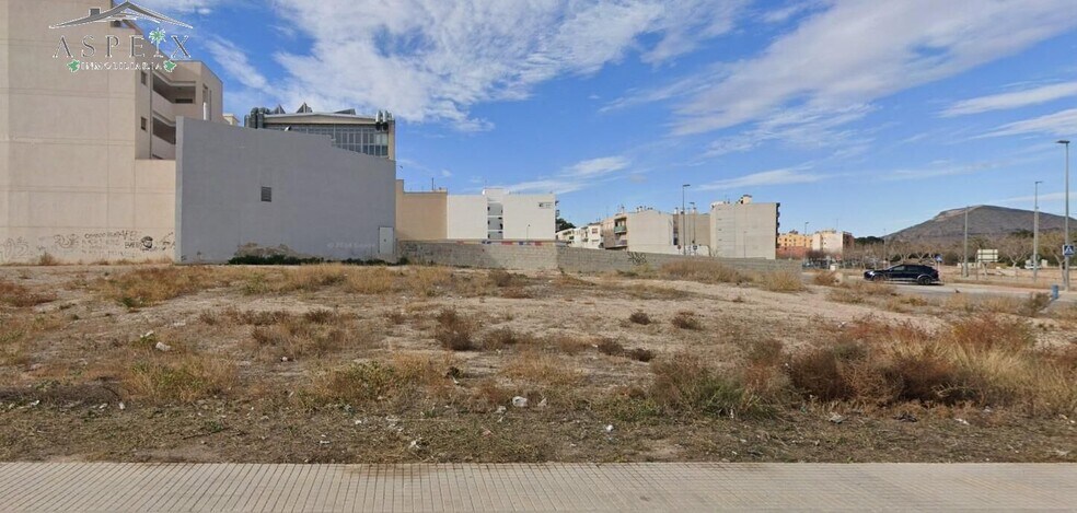 Terrain dans Novelda, Alicante à vendre - Photo de l’immeuble – Image 1 sur 1