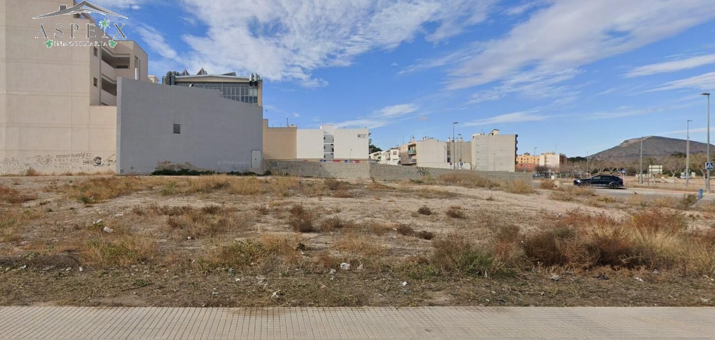 Terrain dans Novelda, Alicante à vendre Photo de l’immeuble– Image 1 sur 2