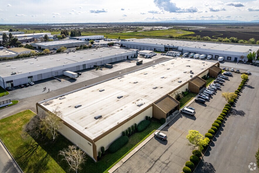 1700 Enterprise Blvd, West Sacramento, CA à louer - Photo de l’immeuble – Image 3 sur 5