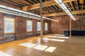 2737 Larimer St, Denver, CO à louer Photo intérieure– Image 1 sur 19