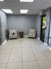 2500 N Federal Hwy, Fort Lauderdale, FL à louer Hall d’entrée– Image 2 sur 12