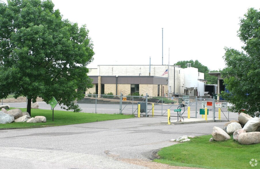 4471 Valley Industrial Blvd S, Shakopee, MN à vendre - Photo de l’immeuble – Image 2 sur 3