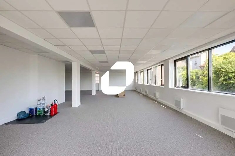 46 Rue Auguste Blanqui, Gentilly à louer - Photo de l’immeuble – Image 3 sur 14