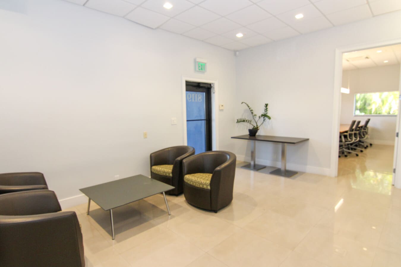 8111-8119 NW 33rd St, Miami, FL 33122 - Lot 8119 -  - Photo intérieure - Image 1 of 18