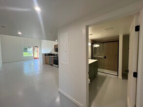 1744 NW 15th St, Oklahoma City, OK à louer Photo intérieure– Image 1 sur 5