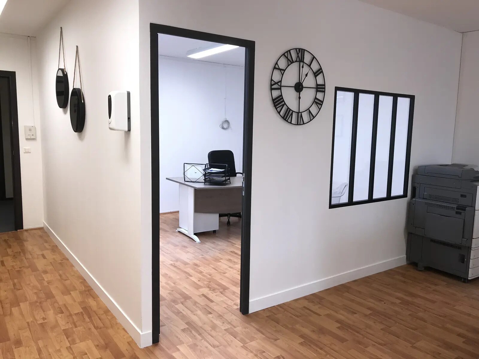 Bureau dans Neuilly-sur-Marne à louer Photo de l’immeuble– Image 1 sur 25