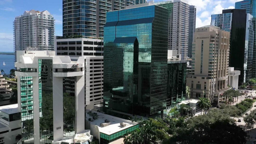 1101 Brickell Ave, Miami, FL à louer - Vidéo sur l’annonce professionnelle – Image 2 sur 16