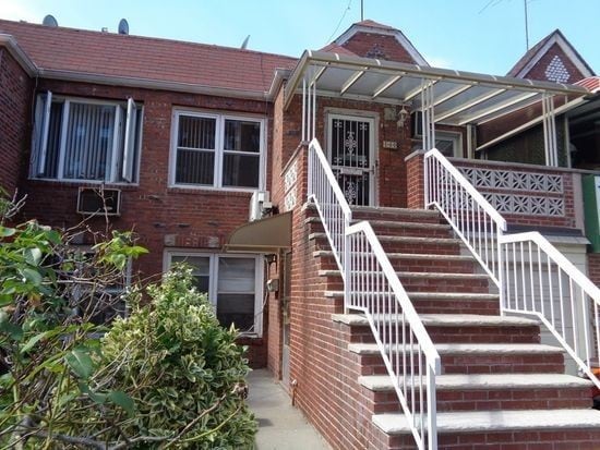 140 Brighton 11th St, Brooklyn, NY à vendre - Photo principale – Image 2 sur 26
