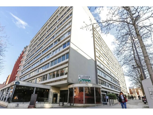 Plus de détails pour Bureau à louer