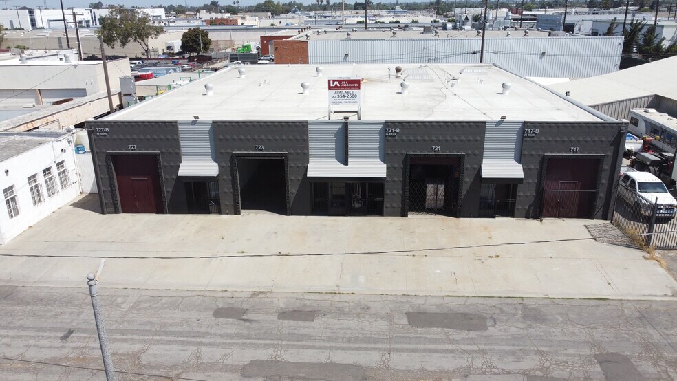 717-727 W 14th St, Long Beach, CA à louer - Photo de l’immeuble – Image 2 sur 5
