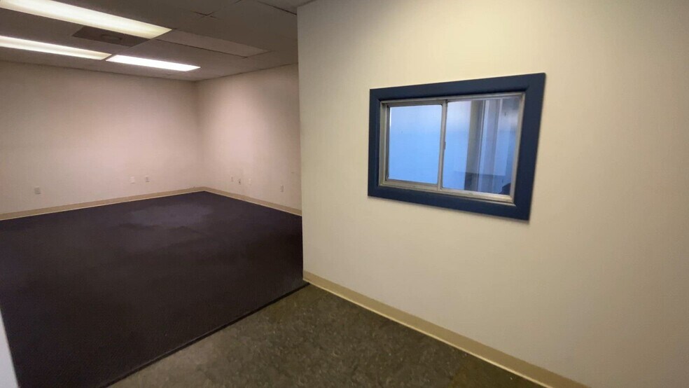 418 Caredean Dr, Horsham Township, PA à louer - Vidéo sur l’annonce professionnelle – Image 3 sur 8