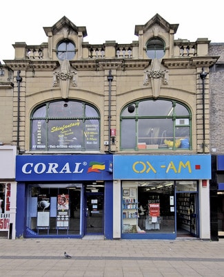 Plus de détails pour 28-30 St James St, Burnley - Local commercial à vendre