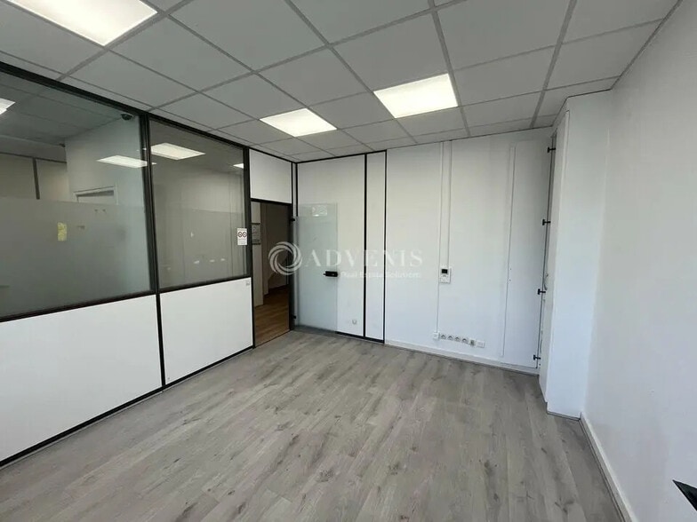 Bureau dans Créteil à louer - Photo intérieure – Image 3 sur 11