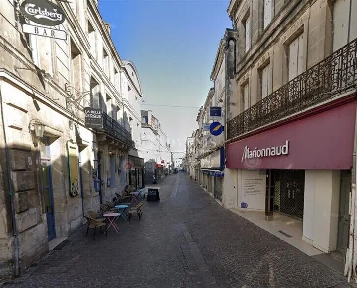 Local commercial dans Cognac à louer - Photo de l’immeuble – Image 1 sur 2