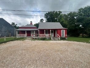 112 Royal St, Salado, TX à louer Photo intérieure– Image 1 sur 20