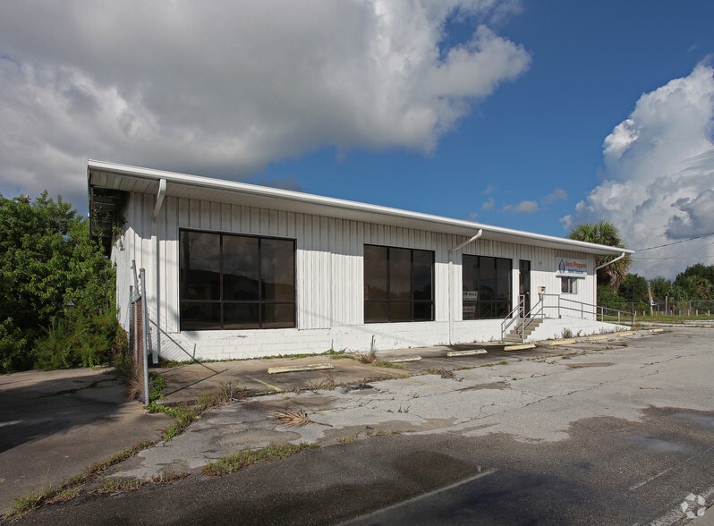 425 US Highway 1, Vero Beach, FL à vendre - Photo principale – Image 1 sur 3