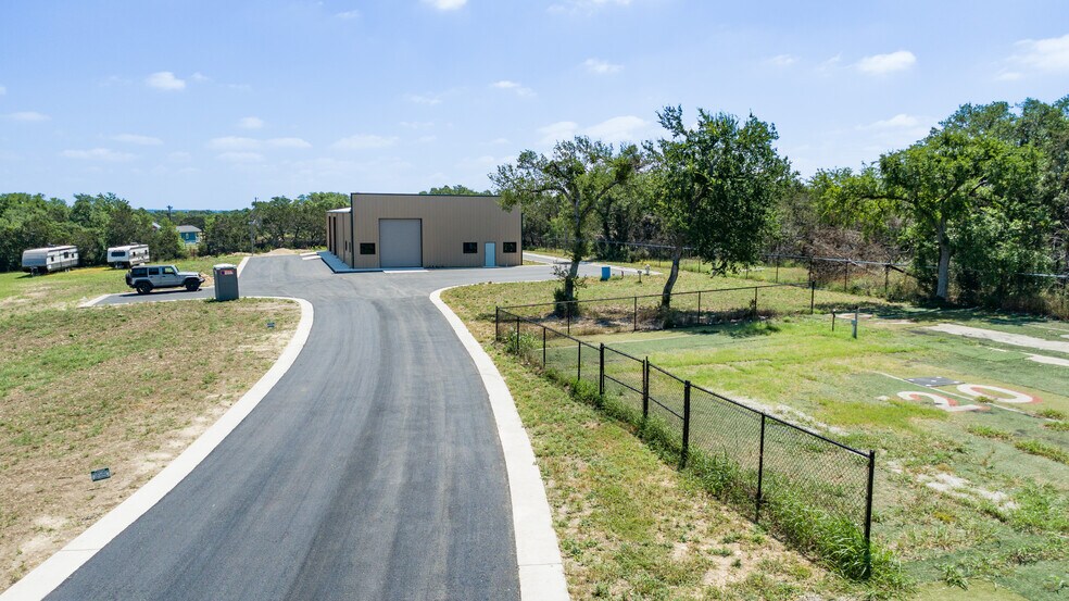 3364 N Bagdad Rd, Leander, TX à louer - Photo de l’immeuble – Image 1 sur 35