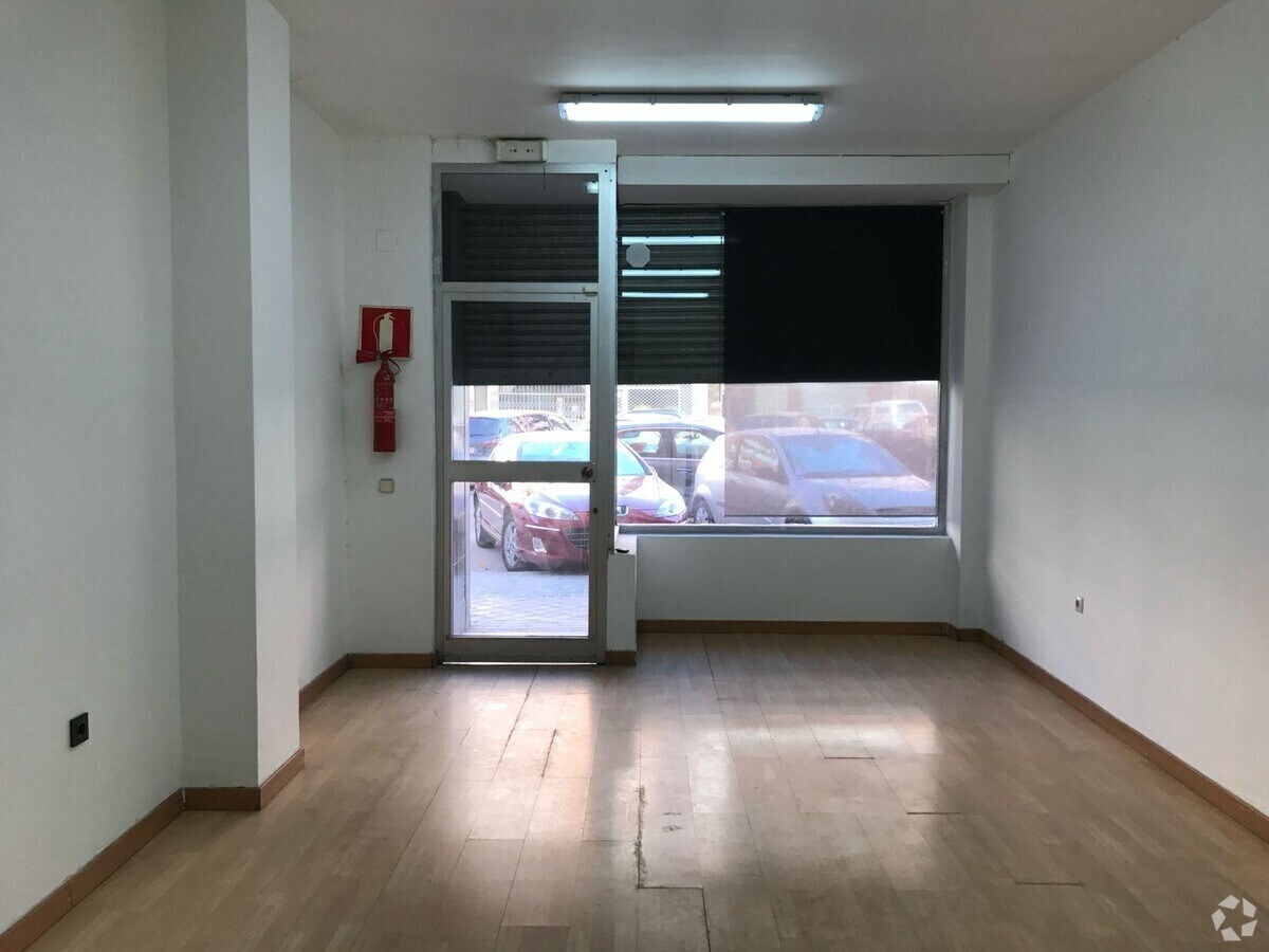 Madrid, MAD 28043 - Lot Puerta 37, Esc. 2 -  - Photo intérieure - Image 1 of 4