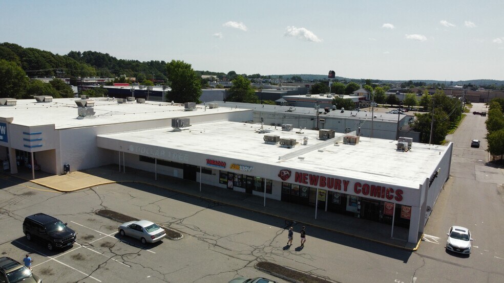 777 S Willow St, Manchester, NH à louer - Photo de l’immeuble – Image 2 sur 22