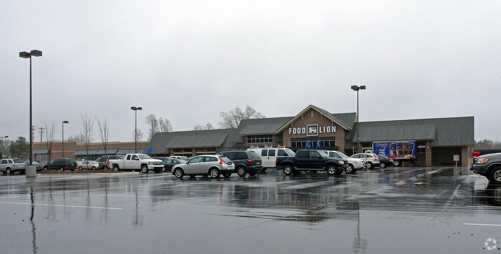 4620 Woody Mill Rd, Greensboro, NC à louer - Photo de l’immeuble – Image 3 sur 3