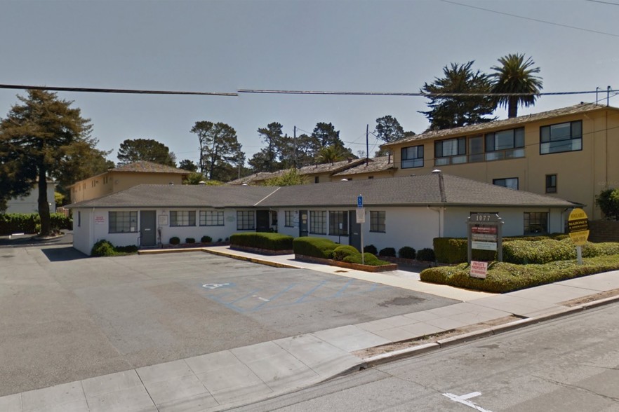 1077 Cass St, Monterey, CA à louer - Photo de l’immeuble – Image 3 sur 3