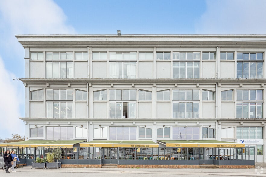 1 Quai Armand Lalande, Bordeaux à louer - Photo de l’immeuble – Image 3 sur 4
