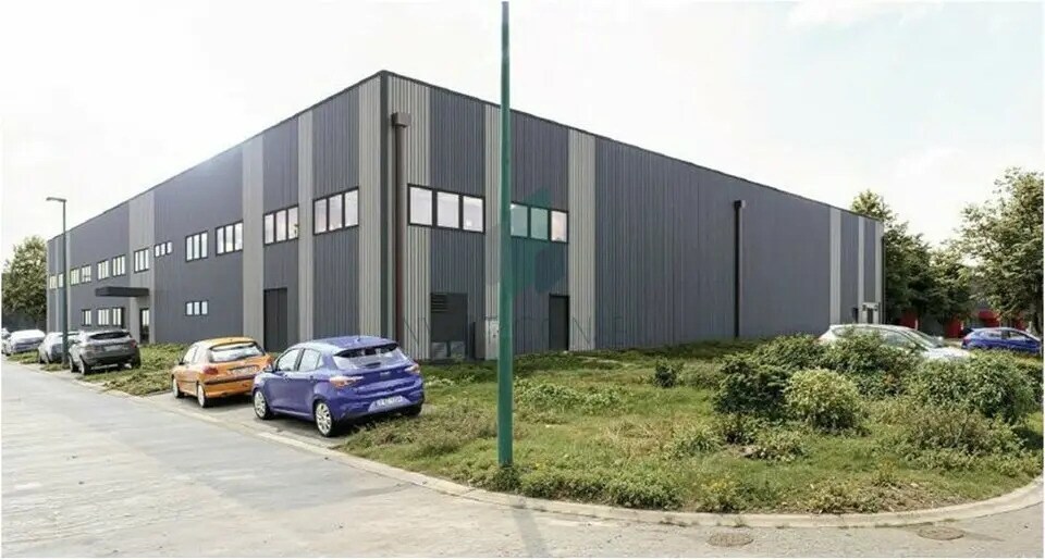 Local d’activités dans SAINT-OUEN-L'AUMONE à louer Photo de l’immeuble– Image 1 sur 5