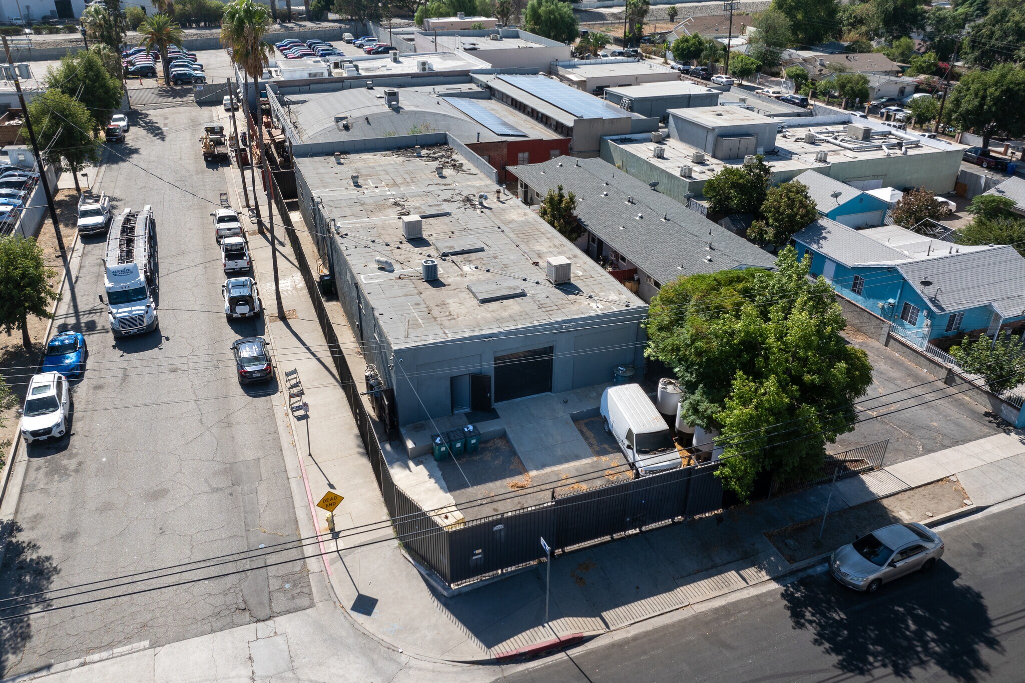 13900 La Rue St, San Fernando, CA à vendre Photo principale– Image 1 sur 10