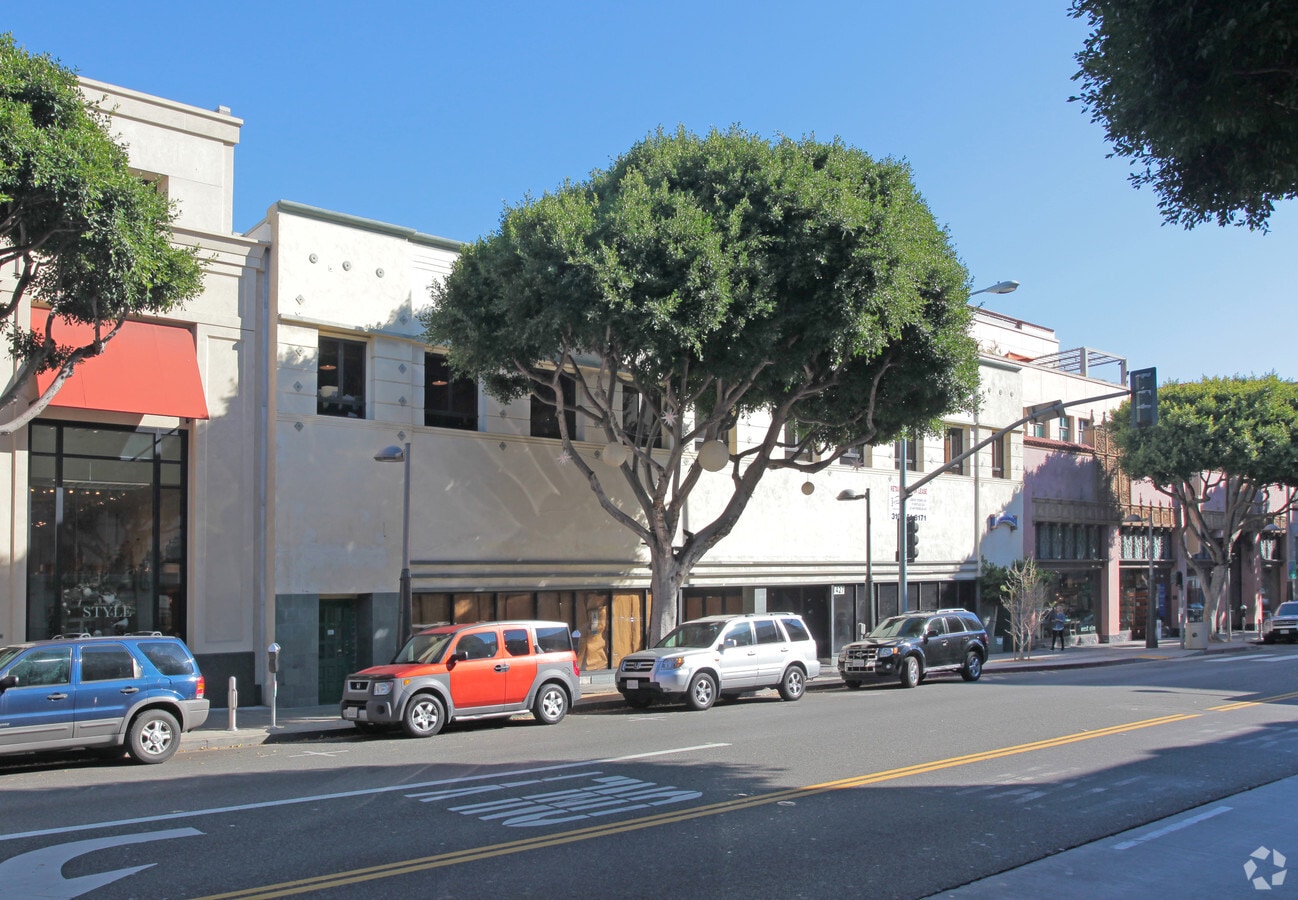View Photo