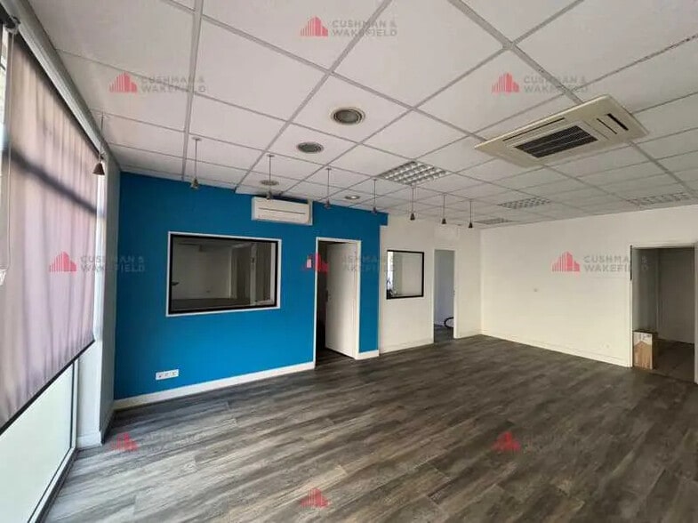 Bureau dans Chalon-sur-Saône à vendre - Photo de l’immeuble – Image 2 sur 4