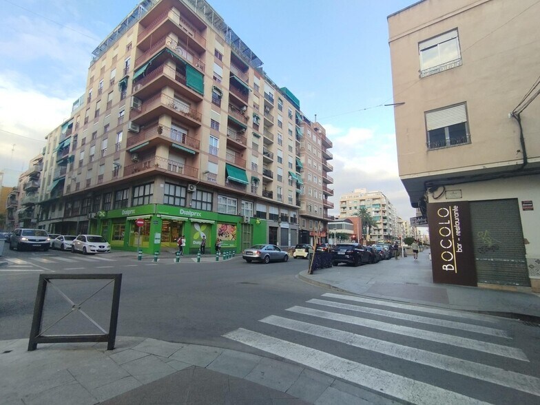 Carrer Capitán Baltasar Tristany, 75, Elche, Alicante à louer - Photo principale – Image 1 sur 15
