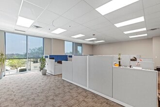 3239 N Loop 1604, San Antonio, TX à louer Photo intérieure– Image 2 sur 4