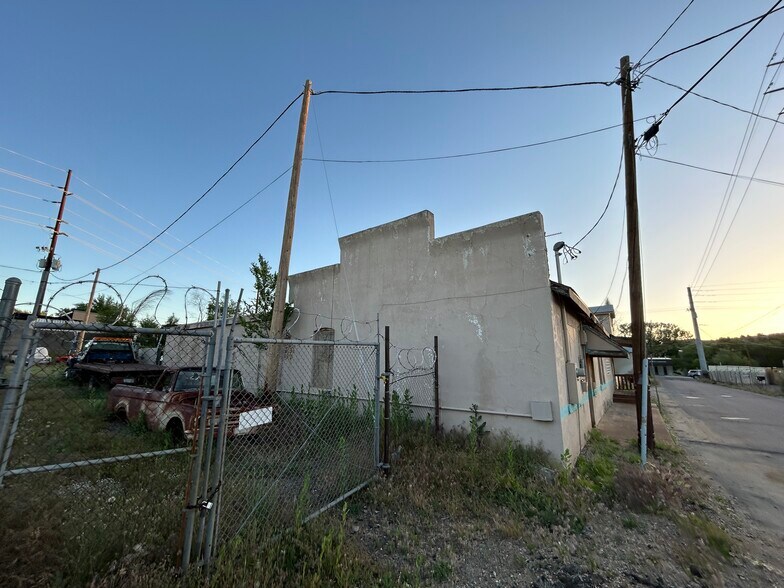 315 Henry St, Prescott, AZ à louer - Photo de l’immeuble – Image 3 sur 18