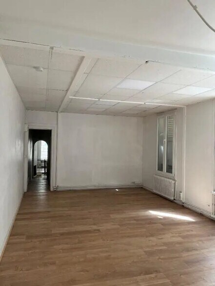 113 Rue Lamarck, Paris à vendre - Photo intérieure – Image 3 sur 11