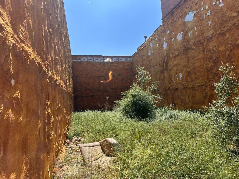 Carrer de Magí Colet, 51, Sabadell, Barcelona à vendre - Photo de l’immeuble – Image 1 sur 1